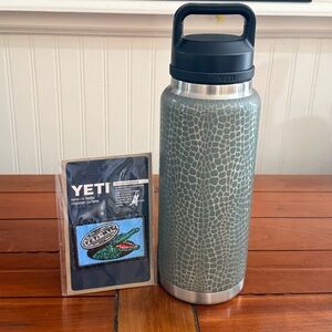 Customized YETI Rambler 36 oz Bottle – Camp Green | Engraved Alligator Scales